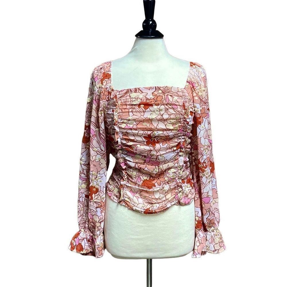 BTFL-Life Floral Balloon Sleeve Ruched Top Size Medium NWT